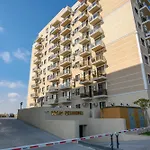 Solid Apartment Mamaia