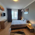 Solid Apartment