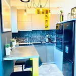 Apartment Solid *
